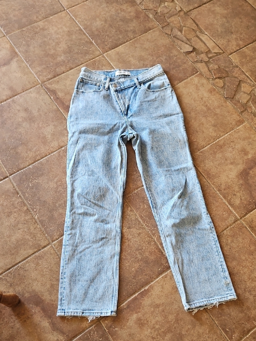 Abercrombie & Fitch Light Blue Straight-Leg Women's Jeans